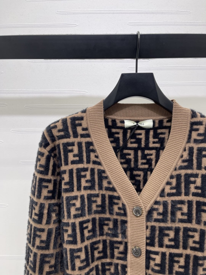 F**di sweater